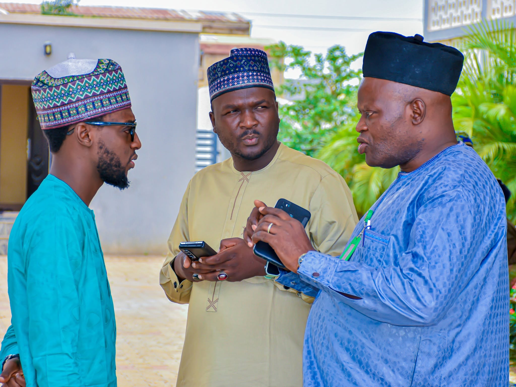 Mentors and evaluators consulting on policy drafts